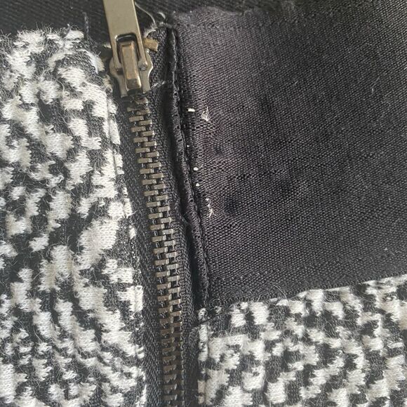 Abercrombie & Fitch Black & White Mid-Rise Pull On Skinny Stretch Leggings Sz S - Picture 6 of 13